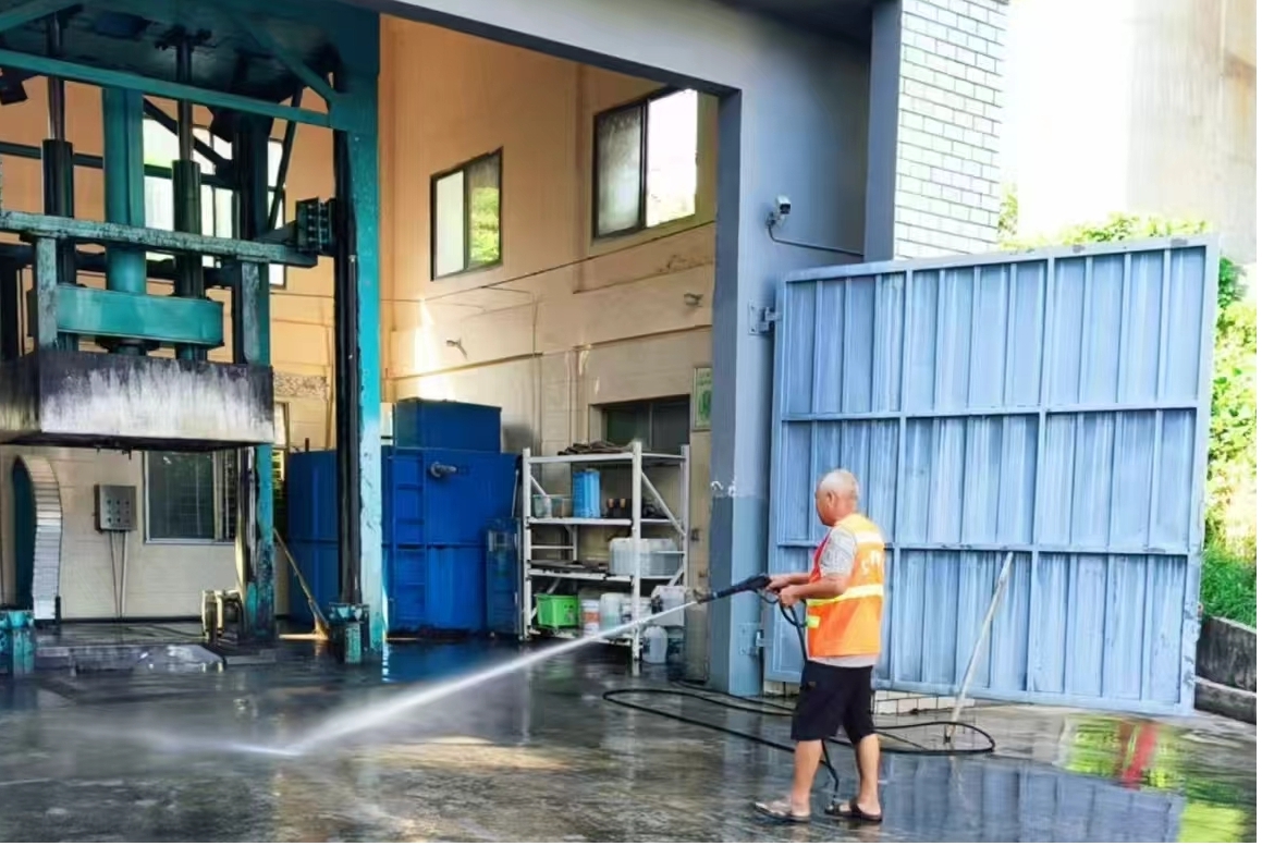 7e6132450a2d63dcd98583861f22c231.jpg 饒環(huán)3.jpg